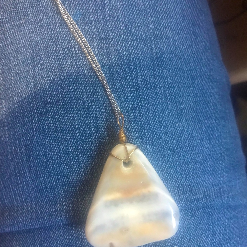 Chic Cream Pendant Necklace